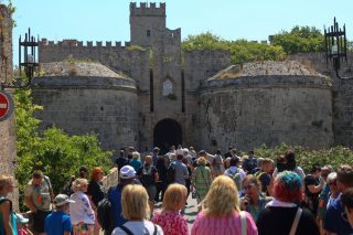 rodos touristes